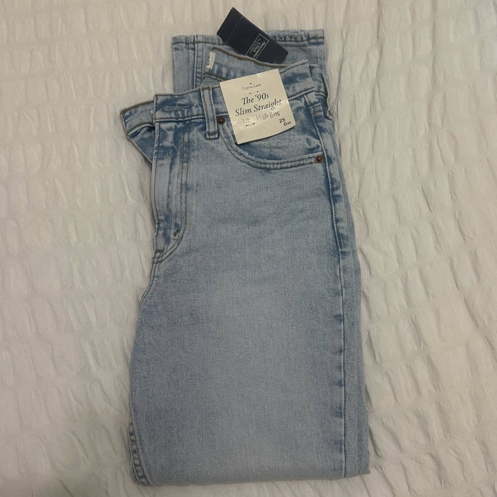 NWT Abercrombie Size 25 Jeans